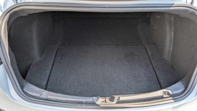 
								2019 Model 3 Long Range full									
