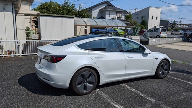 
								2019 Model 3 Long Range full									